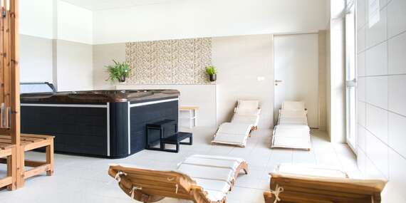 Wellness či rodinný pobyt vo wellness hoteli Gyirmót s raňajkami aj vstupmi do ZOO v Győri/Maďarsko - Győr