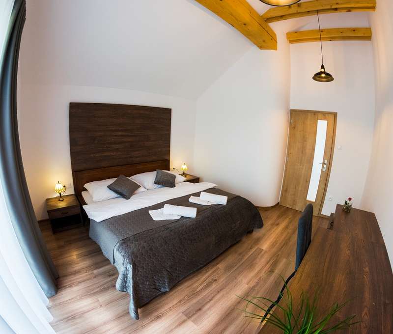 Apartmán 5 – Dvojlôžkový apartmán s prístelkou (2 + 2 + 5)