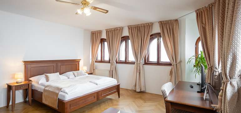 Štandardná izba na Smolenickom zámku
