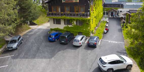 Rekreačný areál Predná hora s hradným wellness - dieťa do 12 rokov zdarma!/Muráň - Predná hora