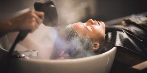 Japonské vlasové kúpele Head Spa + zábal rúk a nôh v salóne BS Beauty / Bratislava - Staré Mesto