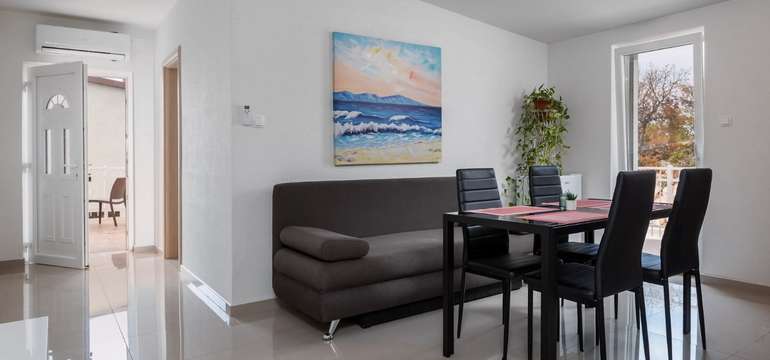 Apartmány majú vlastné balkóny a prístup na veľkú terasu