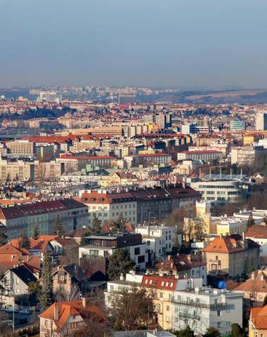 Takýto výhľad na mesto si môžete vychutnať z a&o Praha Rhea