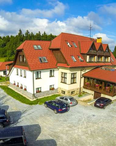 Rodinný Penzión U MÉĎŮ na Lipne s wellness a polpenziou