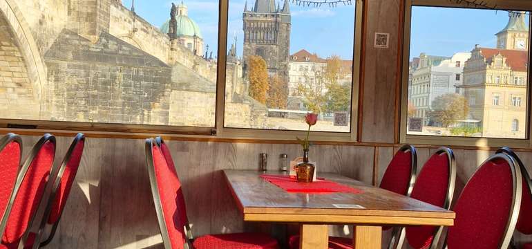 Vítejte na palubě společnosti River Boats Prague! 