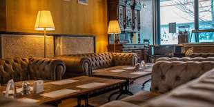 Hall of Kings reštaurácia s parádnym interiérom