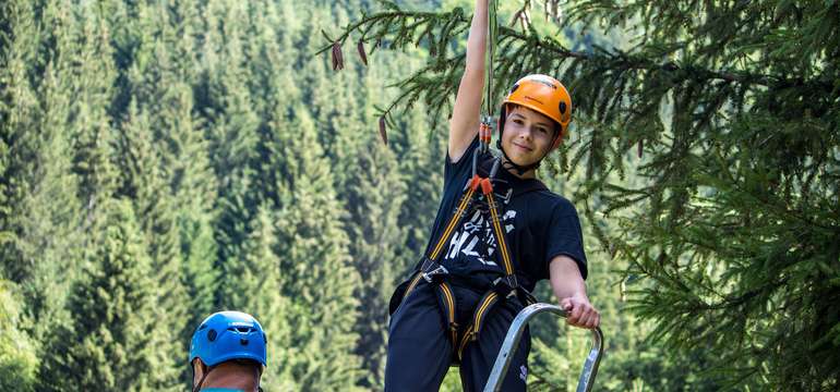 Lukostreľba + Zipline v Rajeckej Lesnej (30 km od Žiliny)