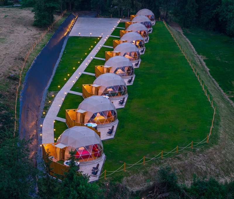 Diamond Glamp s vlastní venkovní vířivkou a snídaní