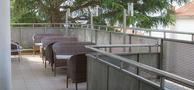 Hotel Villa Aurora*** v Crikvenici leží len 5 minút chôdze od hlavnej pláže