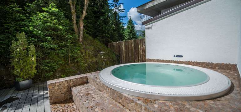Hotel Ostredok*** má vonkajšie wellness pre ešte väčší relax