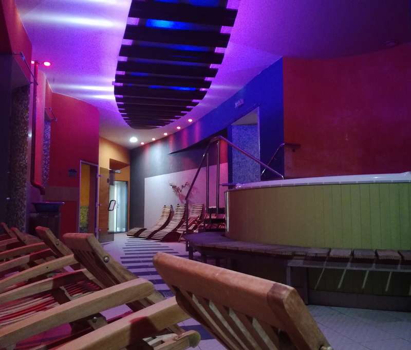 Wellness centrum v hoteli Spolcentrum*** (fínska, parná a bylinková sauna, vírivka, ľadopád)