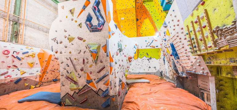 Lezecké centrum T2 Boulder Arena