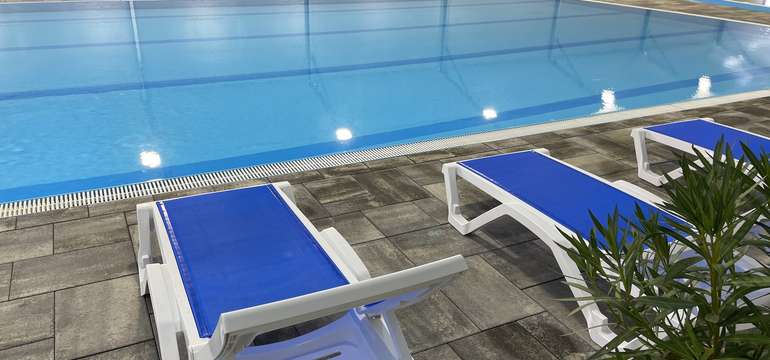 Neobmedzené wellness: vnútorný bazén, vonkajší bazén, fínska sauna, infra sauna, vírivka