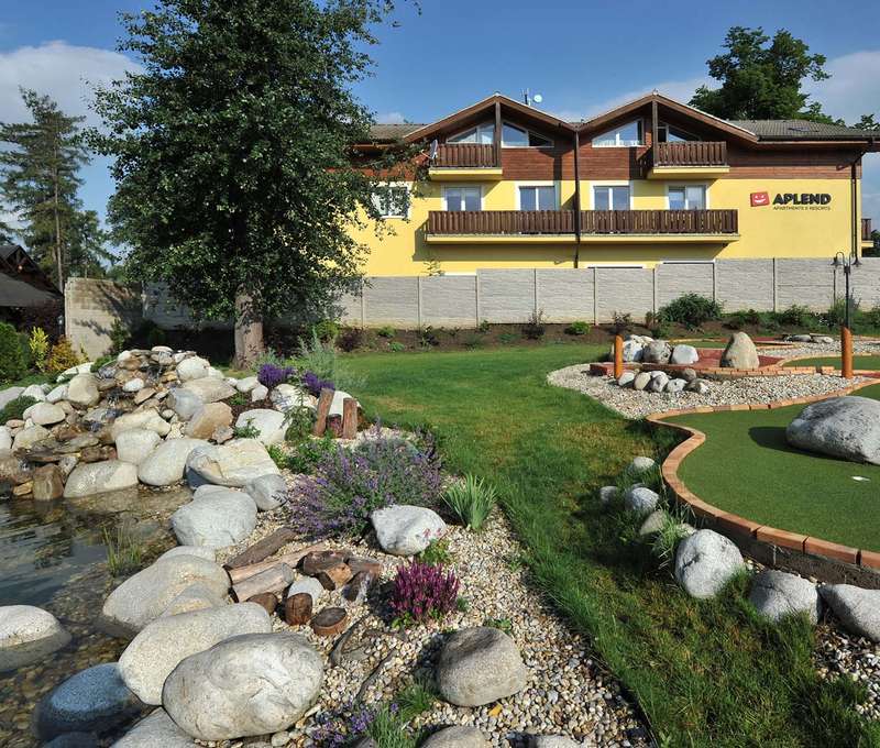 Aplend Adventure Golf