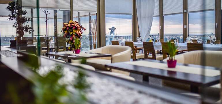 Interiér Restaurant Parlament 