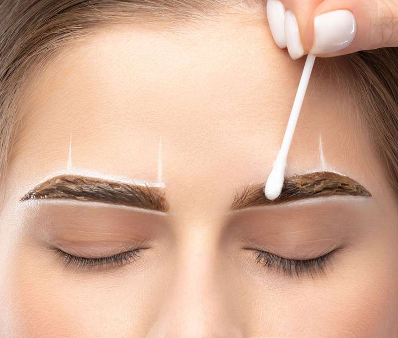 Prirodzený vzhľad vďaka laminácii obočia a lash liftingu