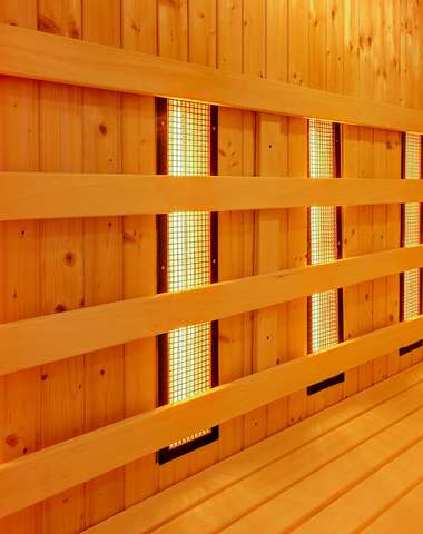 Wellness - fínska sauna, parná sauna, infra sauna, Kneippov kúpeľ, sprcha s masážnymi tryskami, víri