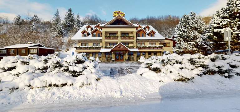 Hotel Fatra sa nachádza v centre Terchovej