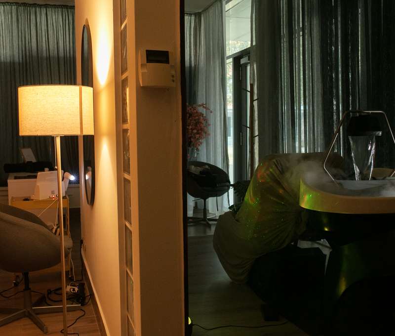 HEAD SPA THERAPY - Karloveské rameno 6