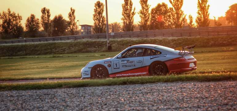 Porsche 911 GT3 úprava