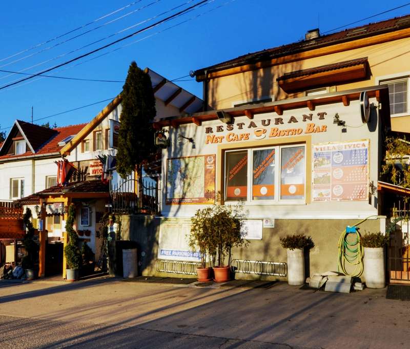 Villa Ivica*** sa nachádza na okraji Bratislavy, v atraktívnej časti Marianka