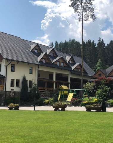Slanický dvor na břehu Oravské přehrady s vlastním wellness centrem