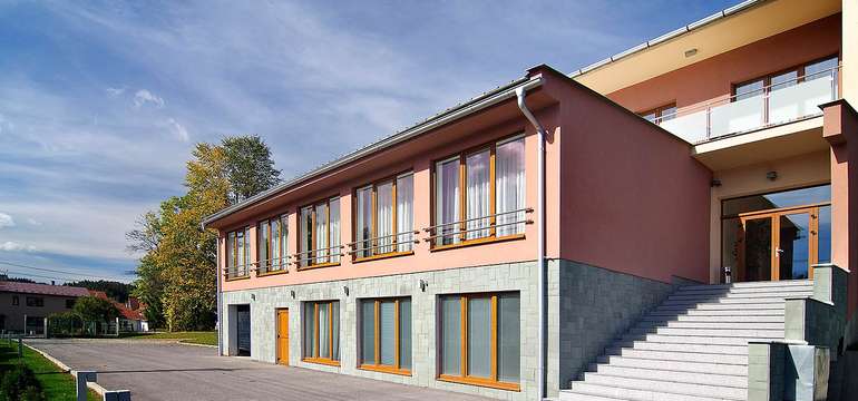 Hotel Lučivná s výhledem na Vysoké Tatry
