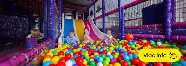 Interiérové detské ihrisko PLAY PLANET vo Vysokých Tatrách s útulnou kaviarňou pre rodiny