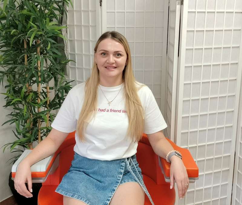 Posilnenie panvového dna rýchlo a pohodlne na EMS kresle