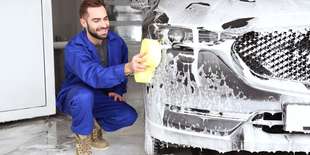 Exteriérové a interiérové ručné umytie vozidla v Easycars
