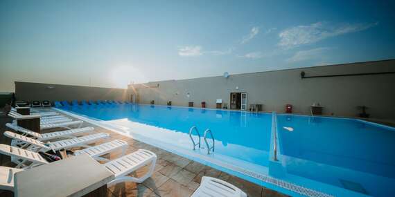 Relax v morskej vode termálneho kúpaliska Novolandia s termálnym výplavovým bazénom aj wellness/Okres Lučenec - Rapovce