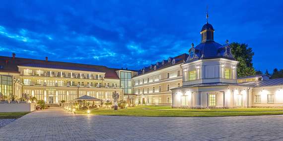 Hotel Royal Palace ***** Turčianske Teplice s neomezeným vstupem do SPA a AQUAPARKU / Slovensko - Turčianske Teplice