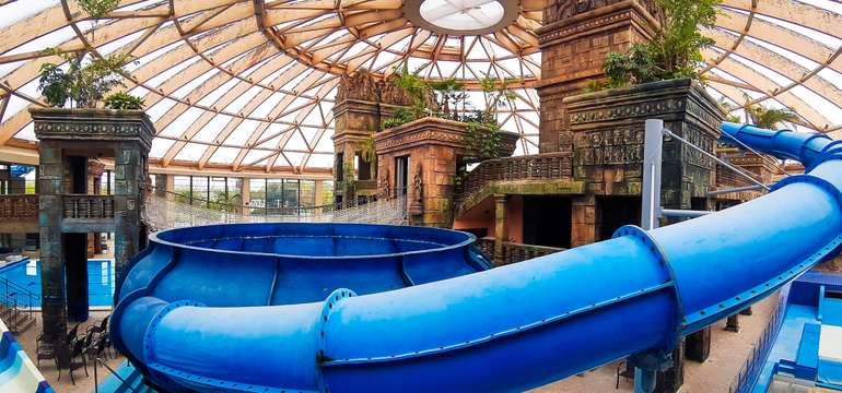 Aquapark Aquaworld je jeden z najväčších krytých vodných parkov v Európe