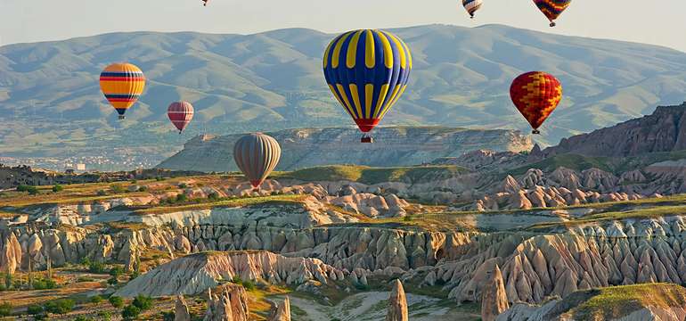 Poznávací letecký zájazd do Cappadocie s CK Travelholic