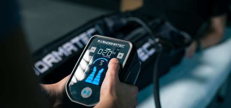Lymfodrenáž pomocou špičkového systému NormaTec PULSE 2.0