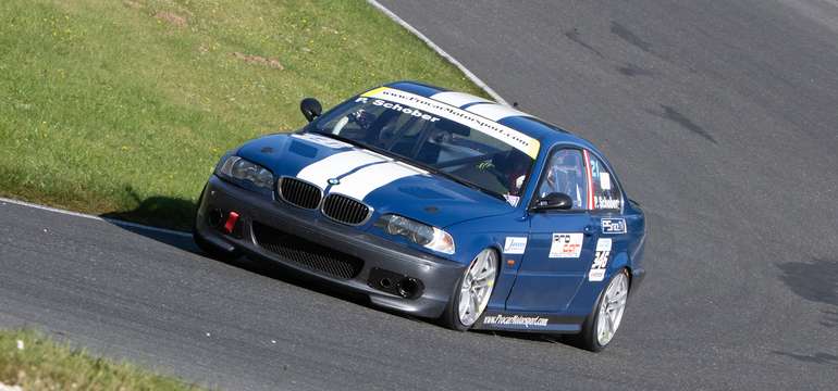 Pilotujte pretekárske BMW E46
