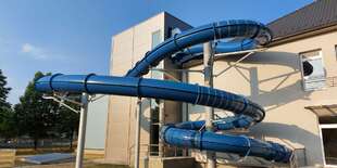 Tobogan s dĺžkou 63,45 m a dojazdom 8,25 m v interiéri