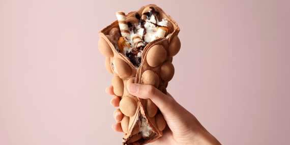 Nadýchané Bubble Waffle s prílohami podľa výberu od Mija sladké pokušenie / Slovensko