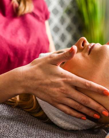 Oxygenoterapia a mikrodermabrázia - intenzívne vyživujúce a omladzujúce ošetrenie pleti