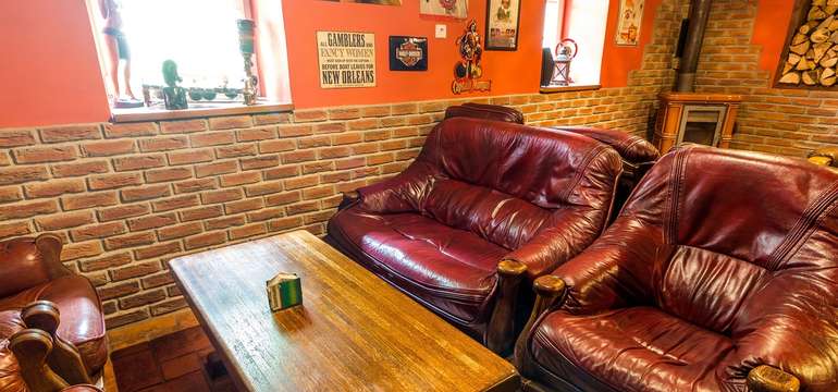 Bar s příjemným posezením