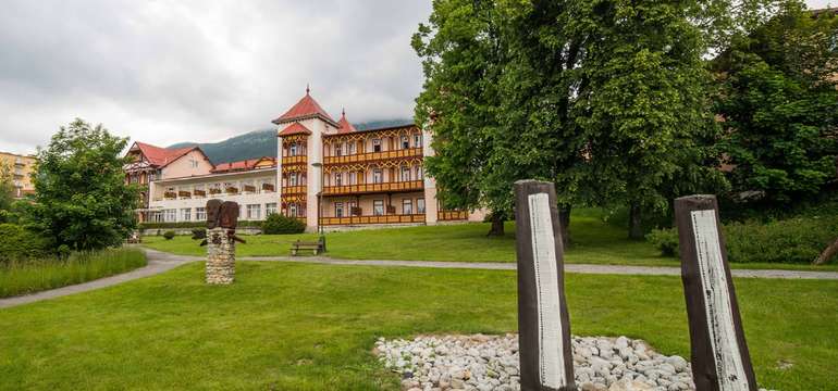 Hotel Branisko*** postavený v klasickom tatranskom štýle