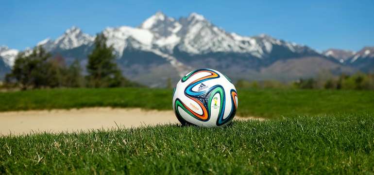 FootGolf kombinuje dva najpopulárnejšie športy na svete: futbal a golf