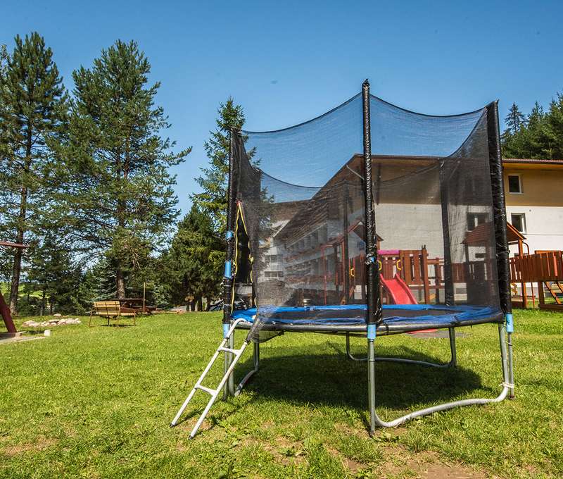 AVENA RELAX HOTEL***  myslí na deti, ktoré tu nájdu aj trampolínu