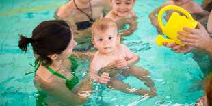 Plávanie pre bábätká od 3 mesiacov do 3 rokov v ŠNOPe