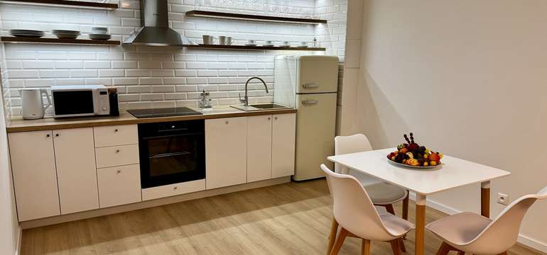 2-izbový apartmán s balkónom