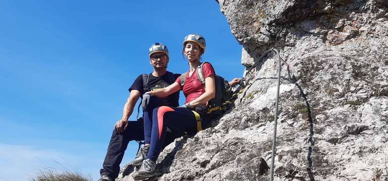 Potrebná je primeraná fyzická kondícia, turistická obuv a oblečenie
