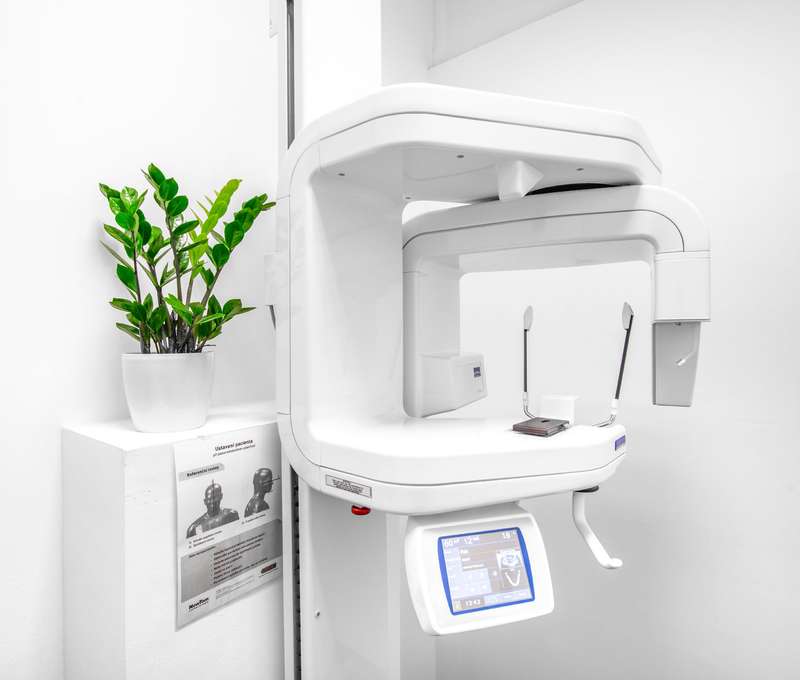 Black & White Dental Clinic