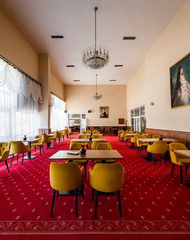 Hotel Ozón*** - vynovená kaviareň SIsi