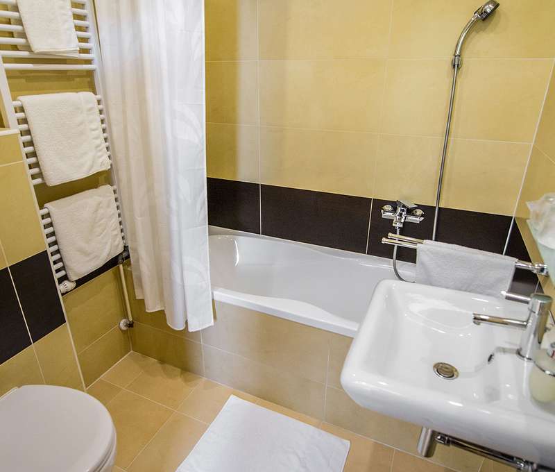 Hotel Galanta**** má komfortné izby so sociálnym zariadením