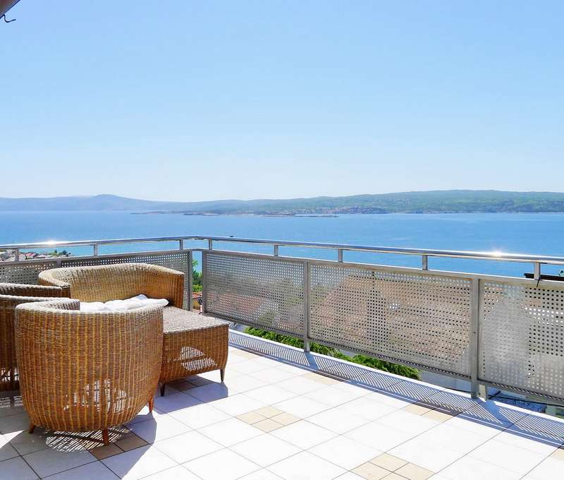 Hotel Villa Aurora*** v Crikvenici leží len 5 minút chôdze od hlavnej pláže